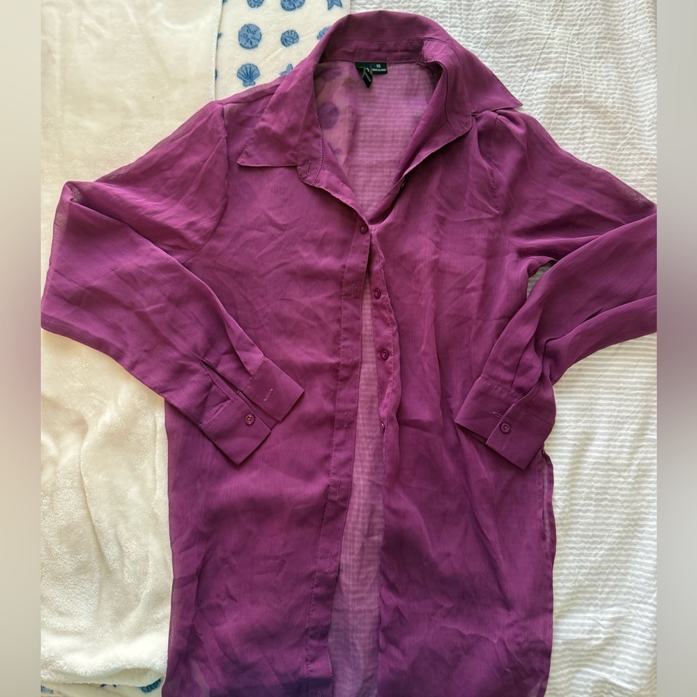 Magenta button up Windsor top size xs